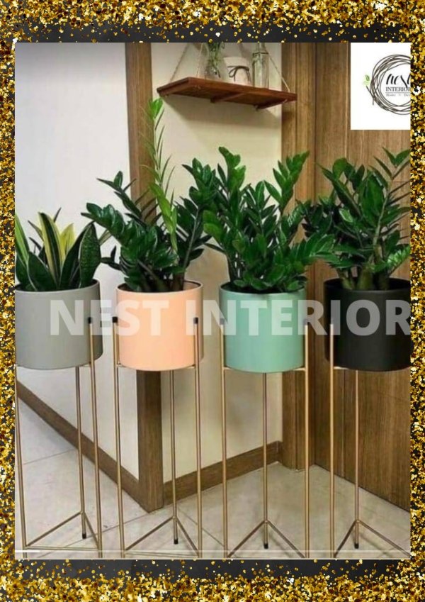 Set of 4 Multicolored Metal Planters with Stand.